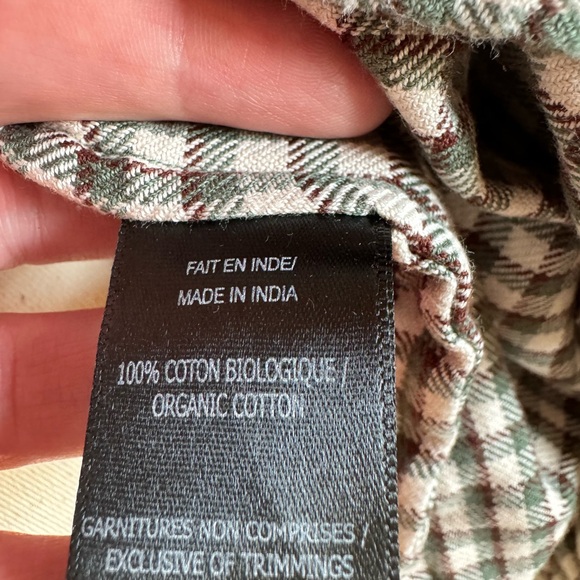 Contemporary by Simons ~ Large ~ Flannel check shirt, shivering stand-up collar. - Picture 6 of 7